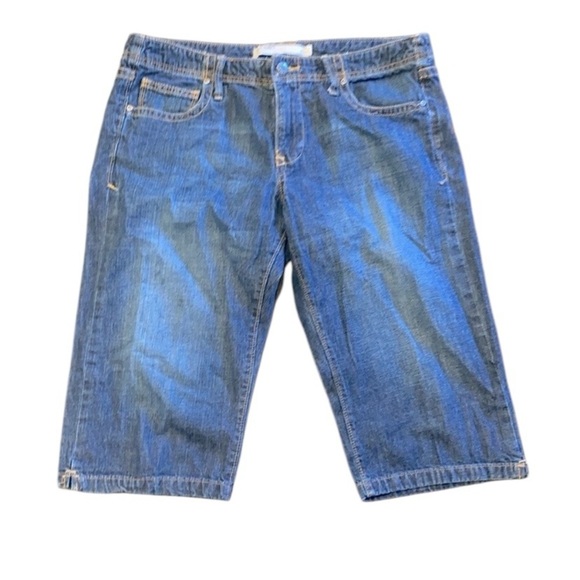 Old navy mid rise Bermuda jean shorts size 10 - Picture 1 of 5